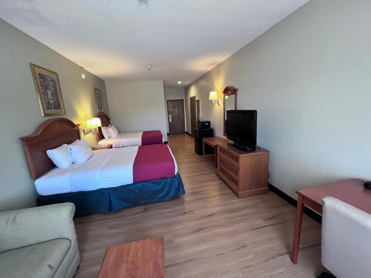 Americas Best Value Inn Wiggins ภายนอก รูปภาพ