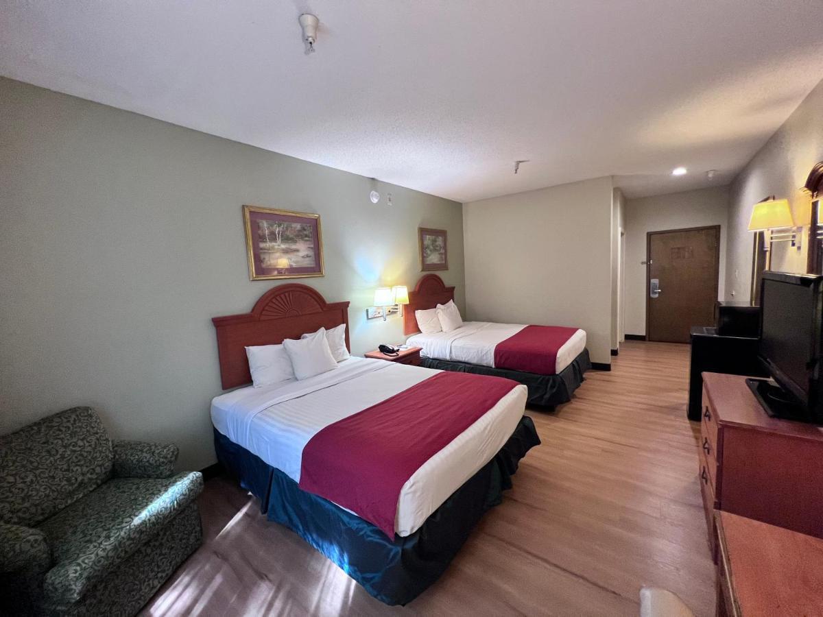 Americas Best Value Inn Wiggins ภายนอก รูปภาพ